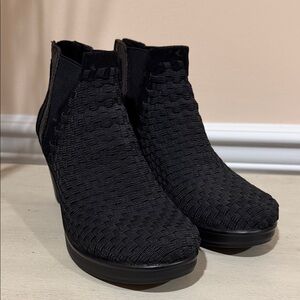 Steve Madden Black Woven Ankle Booties